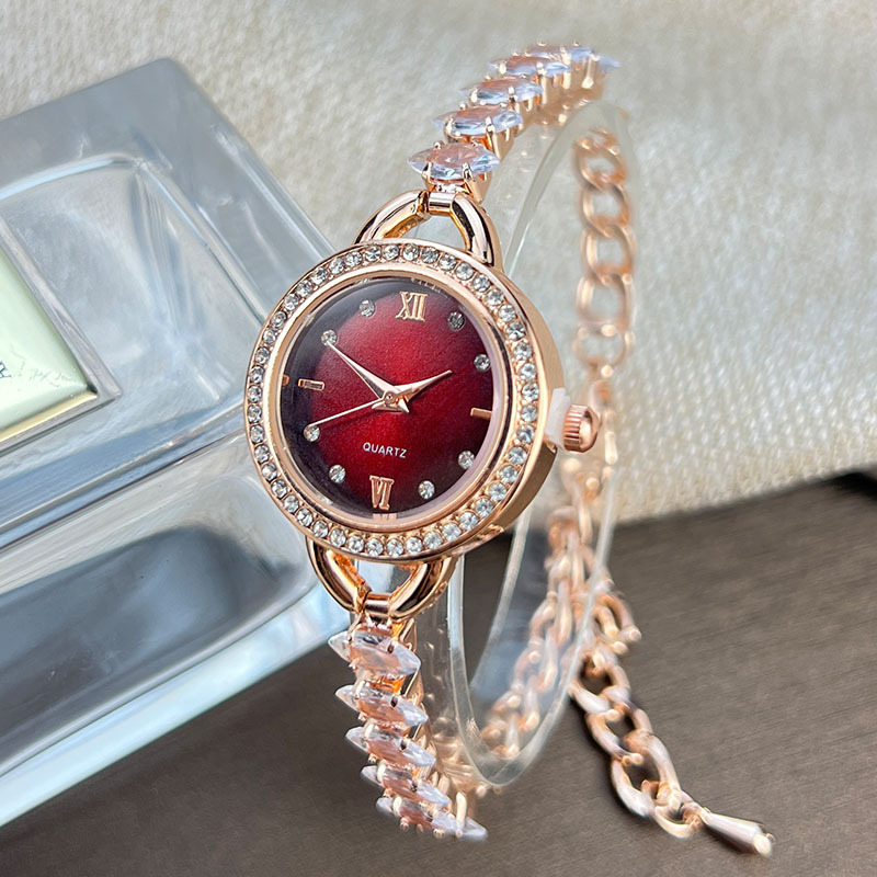 UTHAI CQ383 Fashionable Women  - Ladies Fashion Watch recension och pris